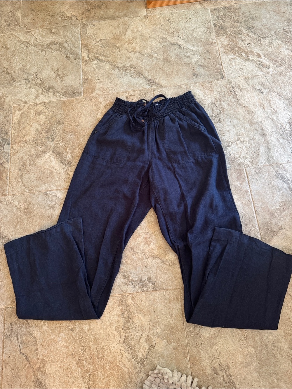 Woman’s beau dawson Navy linen wide leg pants Smocked elastic Waist size small